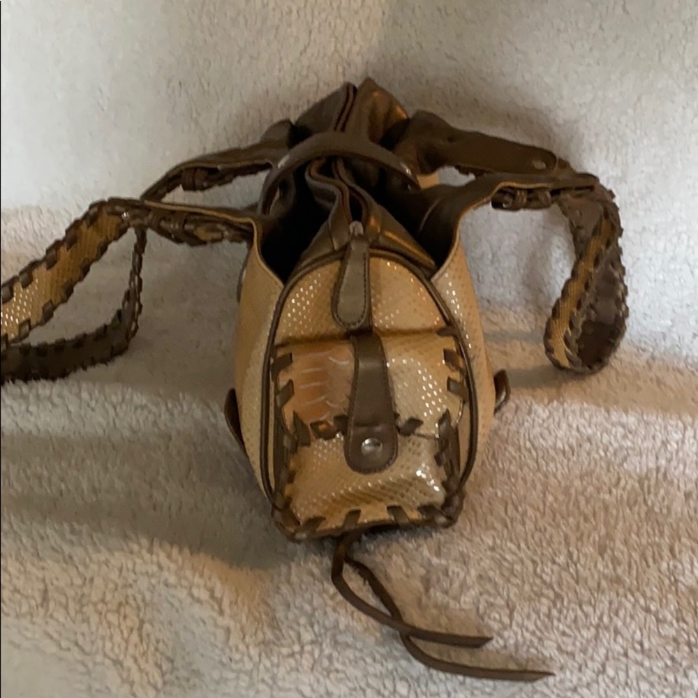 Handbag - Picture 2 of 9